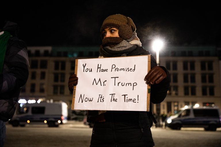 Vizual pentru donald trump decizie pe Top10stiri.ro