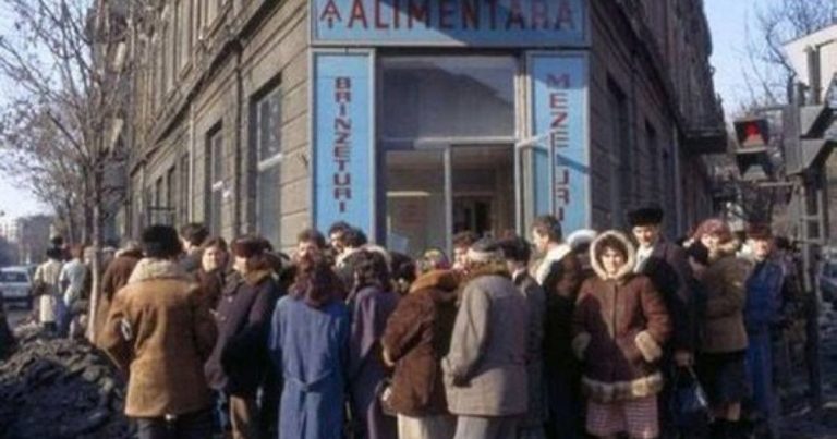 Foto reprezentând dieta comunistă modelat - Știri România