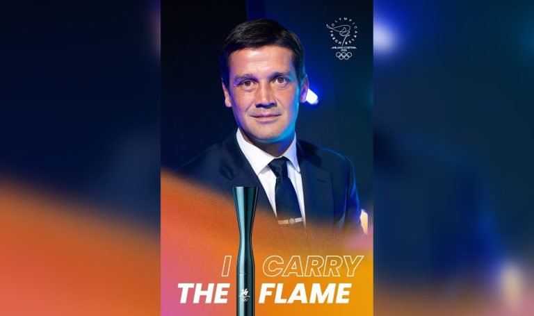 cristian chivu purta - Imagine ilustrativă