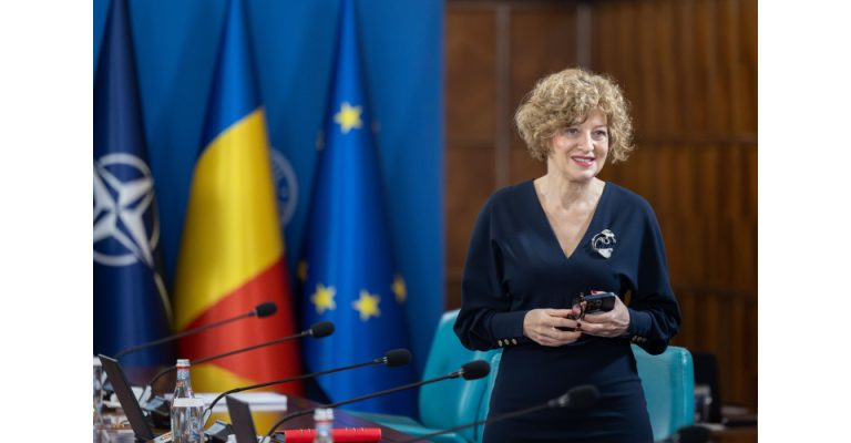 Foto reprezentând vicepremierul oana gheorghiu - Știri România