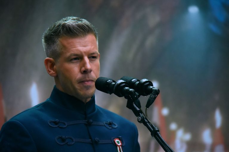 Foto reprezentând liderul opoziției ungaria - Știri România