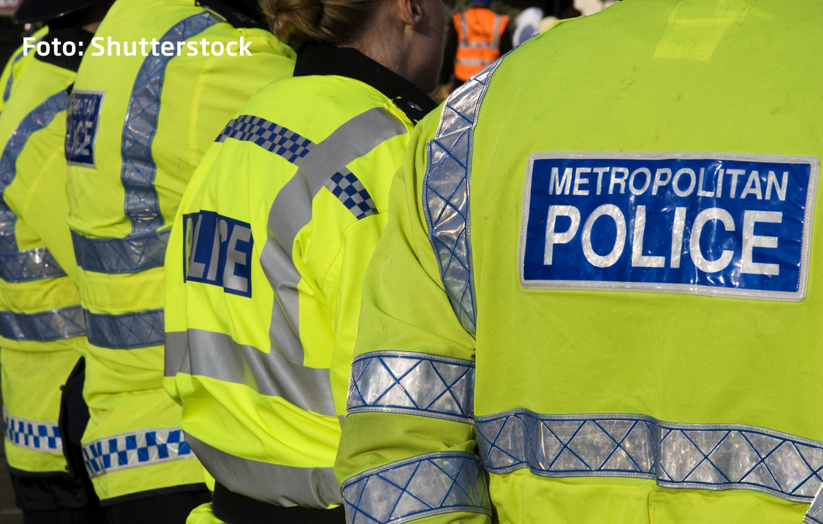 Imagine despre adolescent ales mâna - Top10stiri.ro