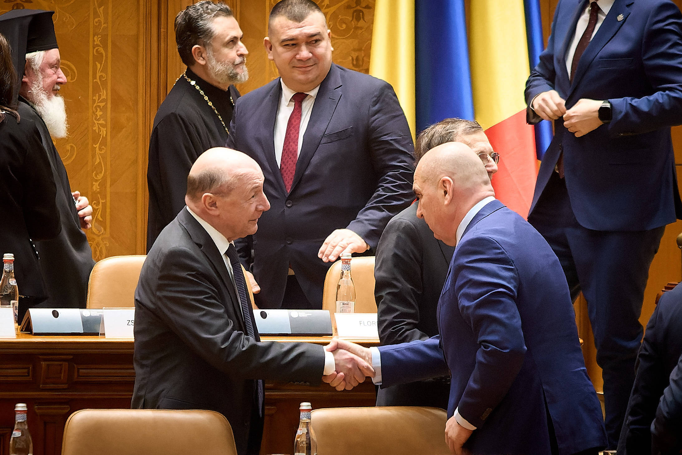 Foto reprezentând traian băsescu liderul - Știri România