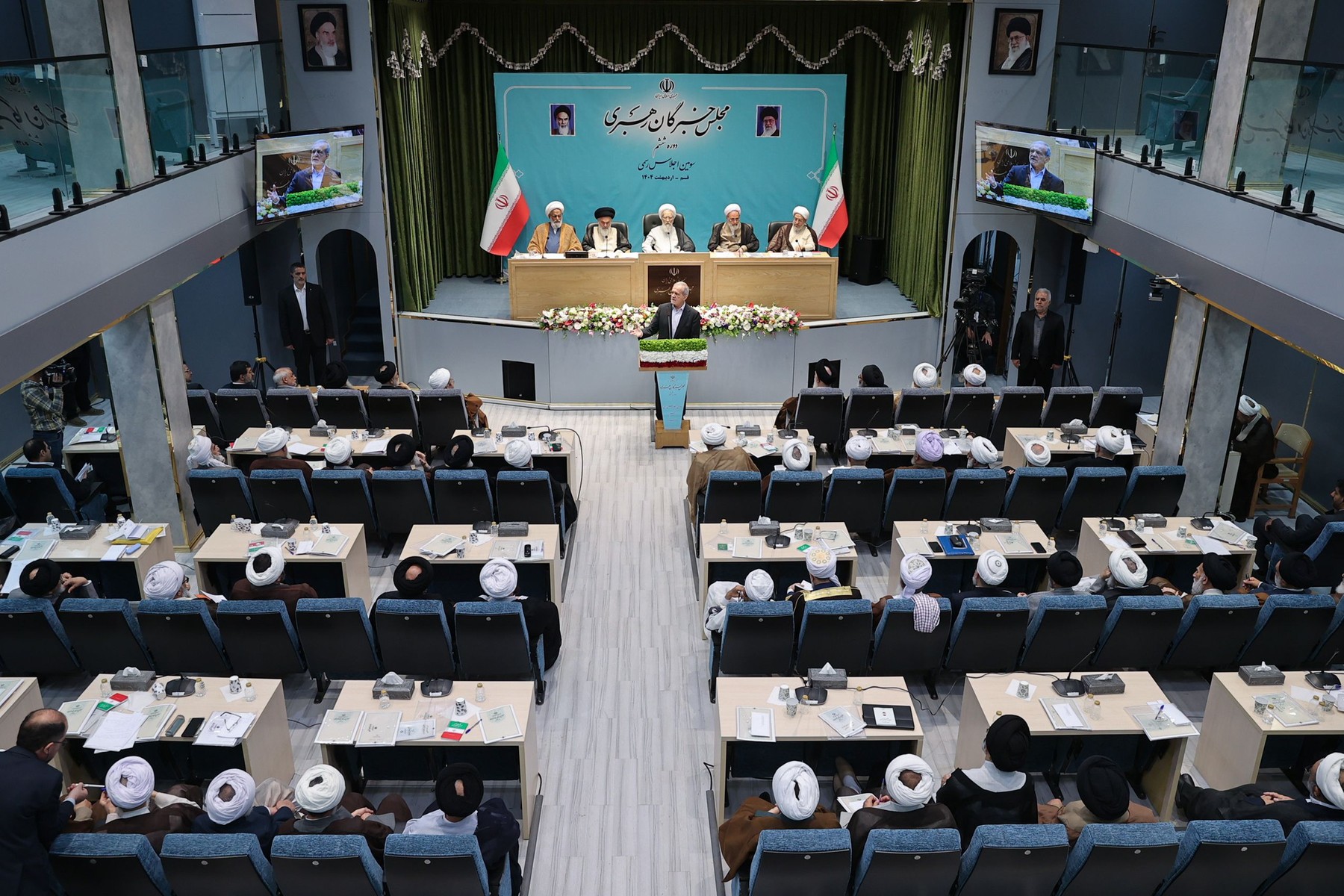 Vizual pentru ultima orĂ numele pe Top10stiri.ro