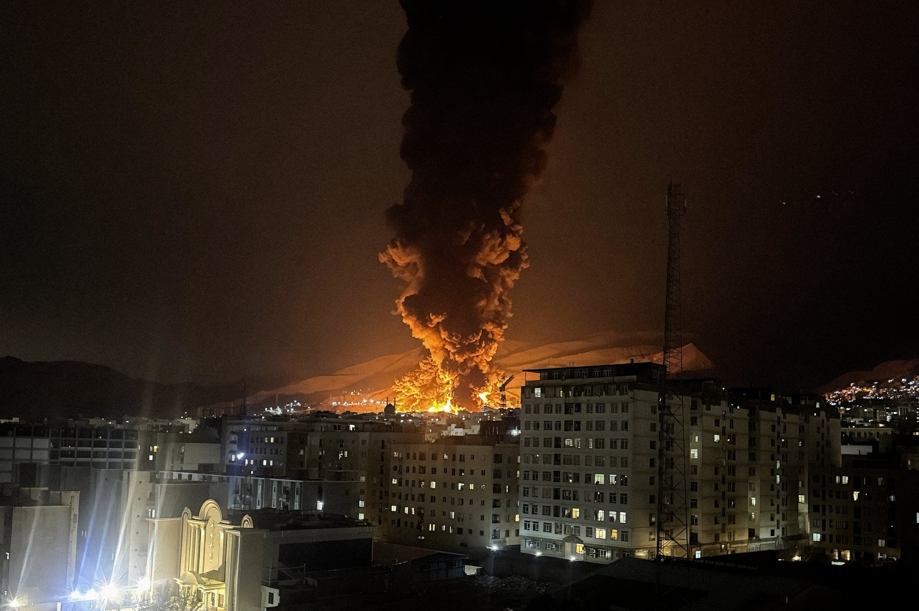 Foto reprezentând ultima orĂ trump - Știri România