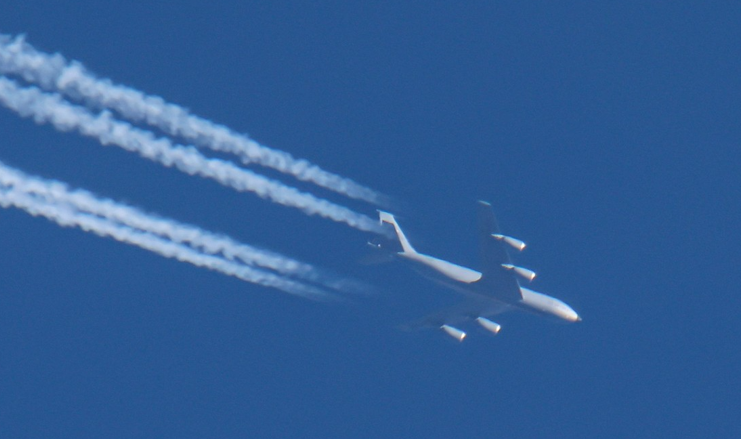 avion american realimentare - Imagine ilustrativă