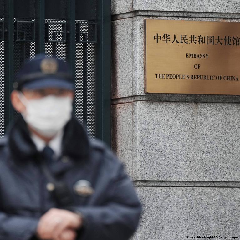 Breaking news: ambasada Chinei Tokyo