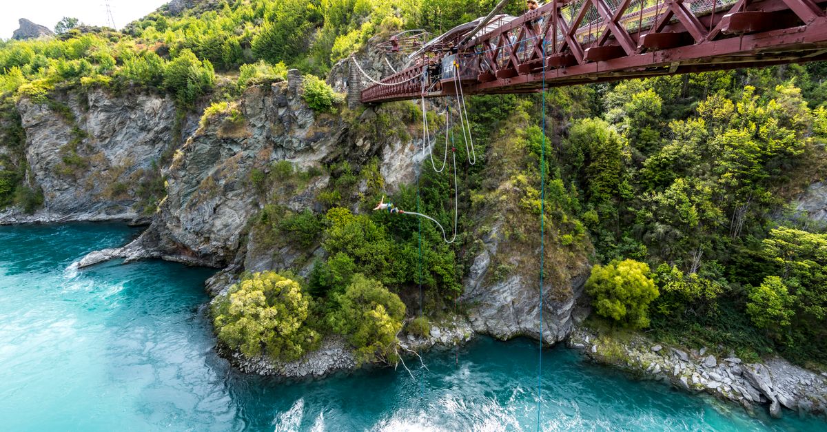 accident bungee jumping fatal