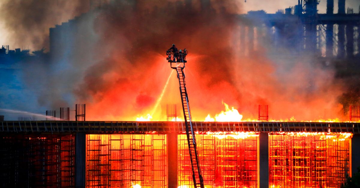 incendiu pensiune Costinești