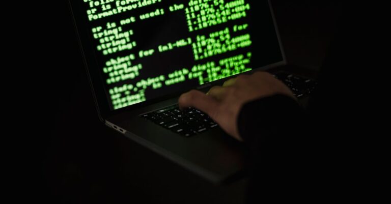 hacker Cadastru România