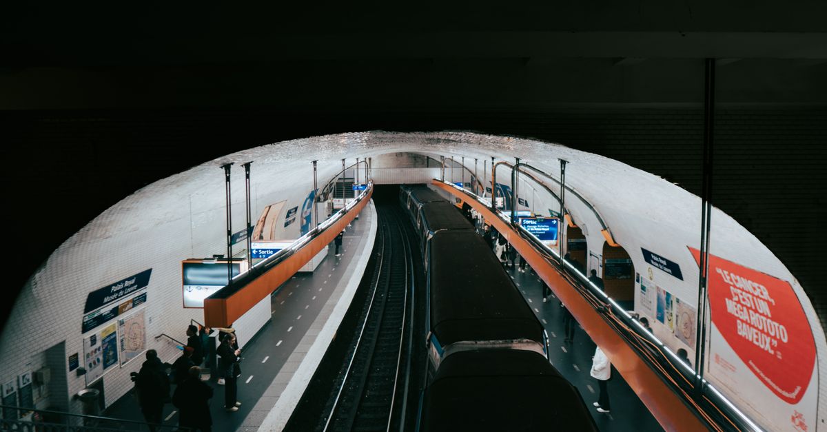 metrou inundat Victoriei